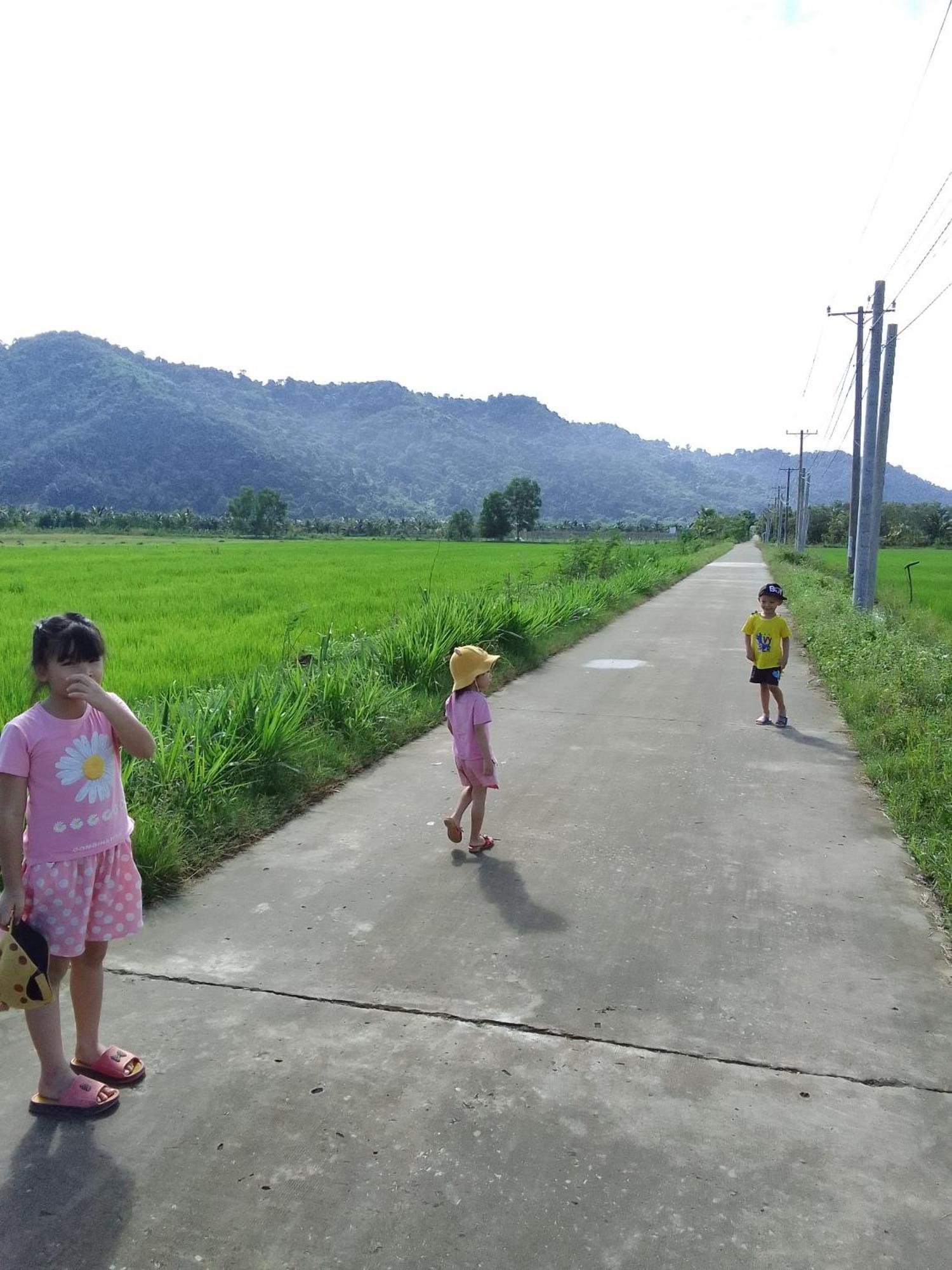 Duc Phat Homestay Cát Tiên Eksteriør billede